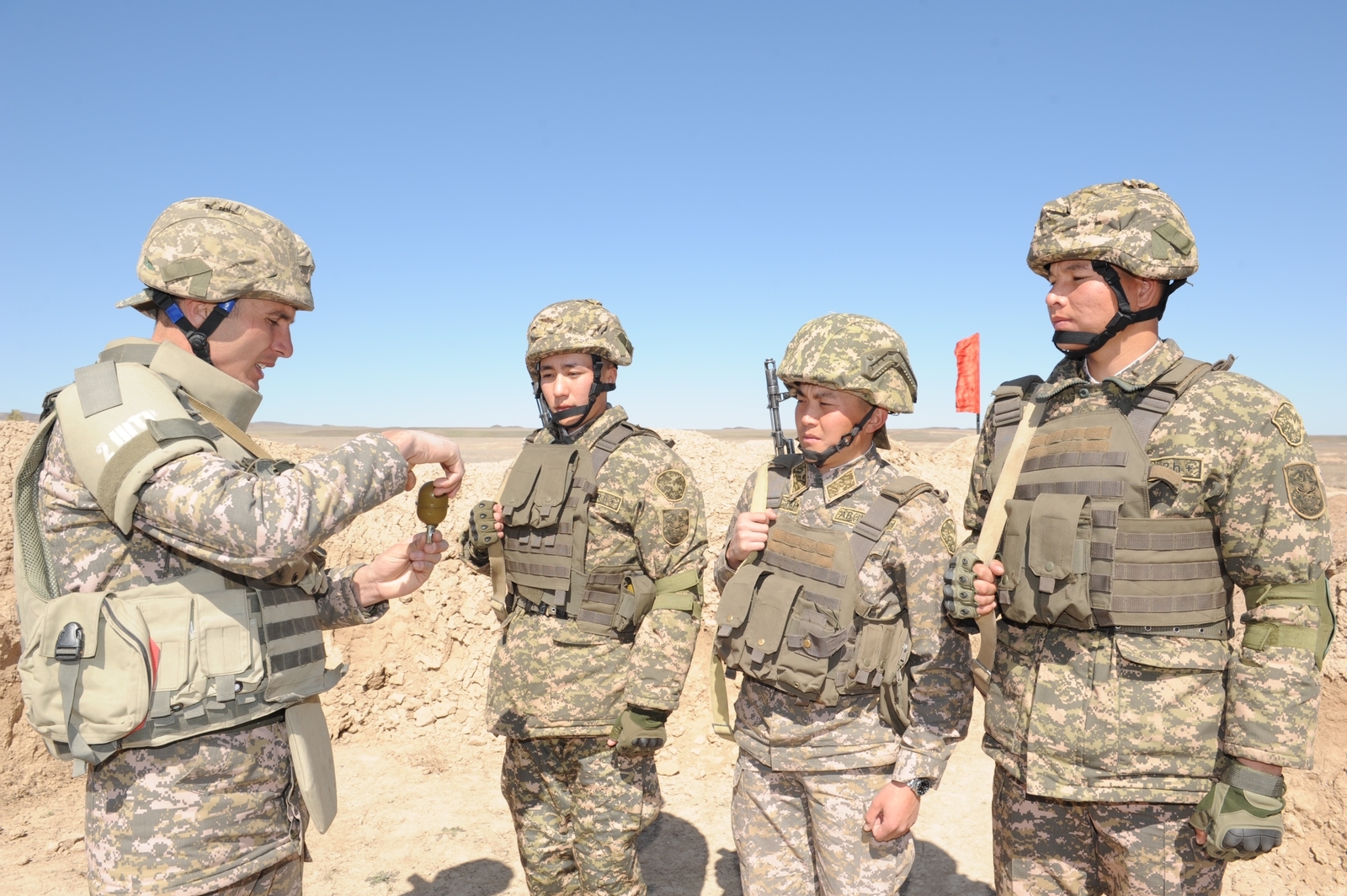 سارىوزەك گارنيزونى: سولدات ءومىرىنىڭ ءبىر ءساتى