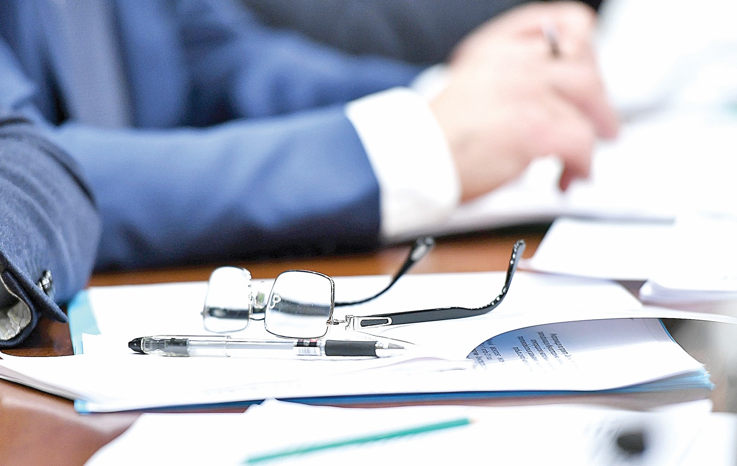 اكىم حالىققا جاقىن بولۋعا ءتيىس