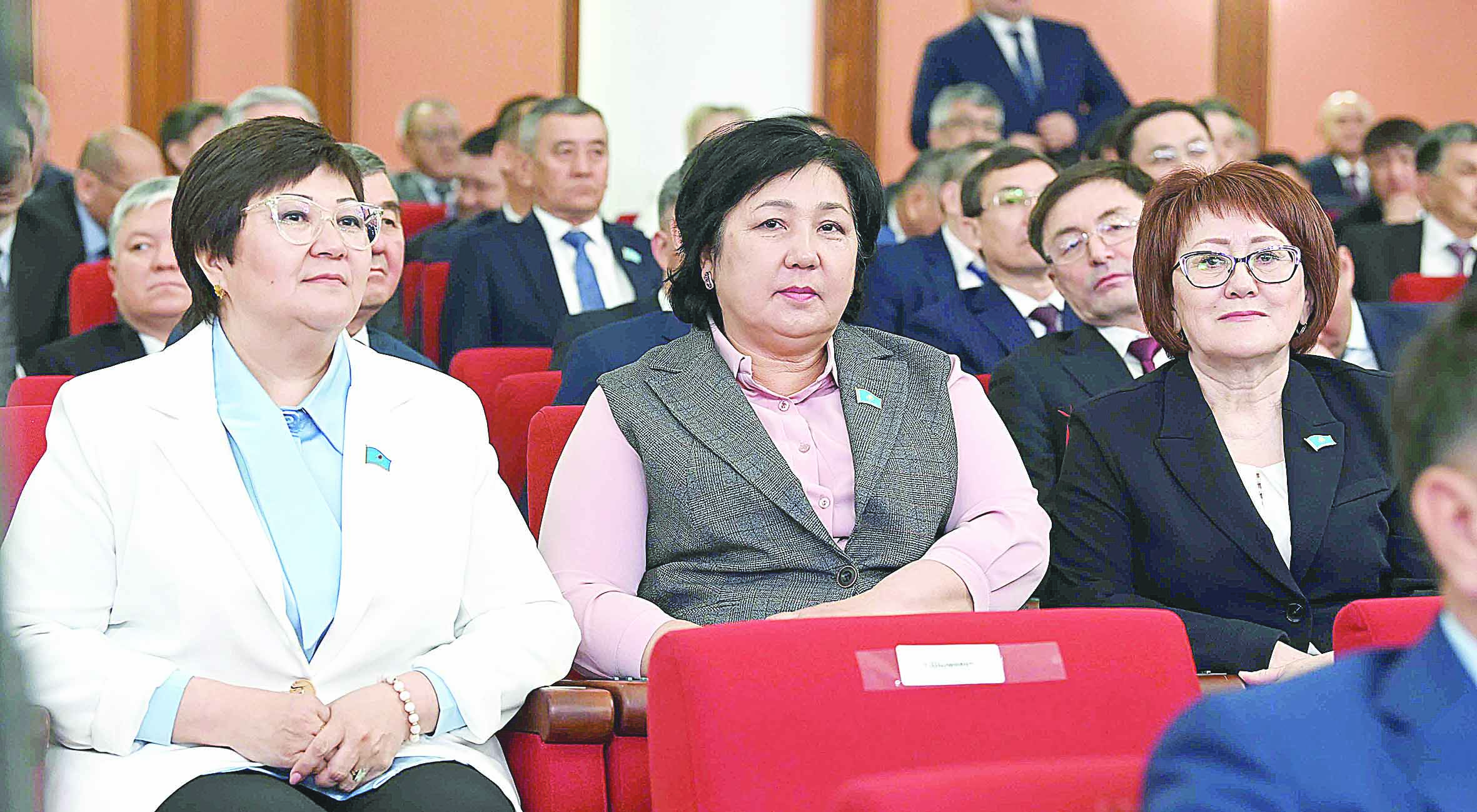 اندرەي چەبوتارەۆ, قارجى ساراپشىسى: الداعى مىندەت – «ورتاشا تابىس تۇزاعىنان» قۇتىلۋ