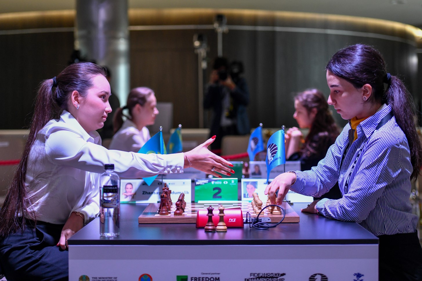 الەم قۇراماسى ۇزدىك شىقتى