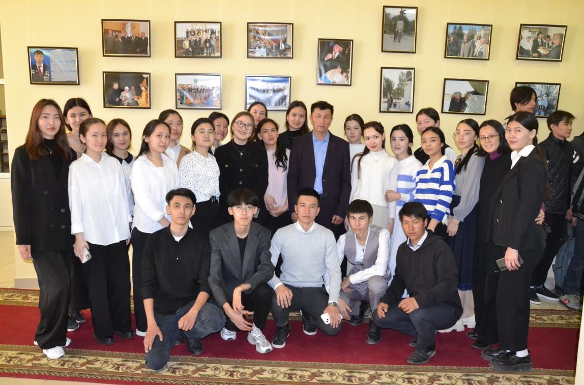 قادىر اقىندى قاستەرلەدى