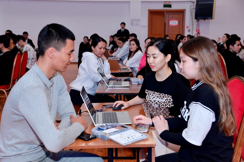 قازاقستاندا جاساندى ينتەللەكت سالاسىندا ماماندار جەتىسپەيدى