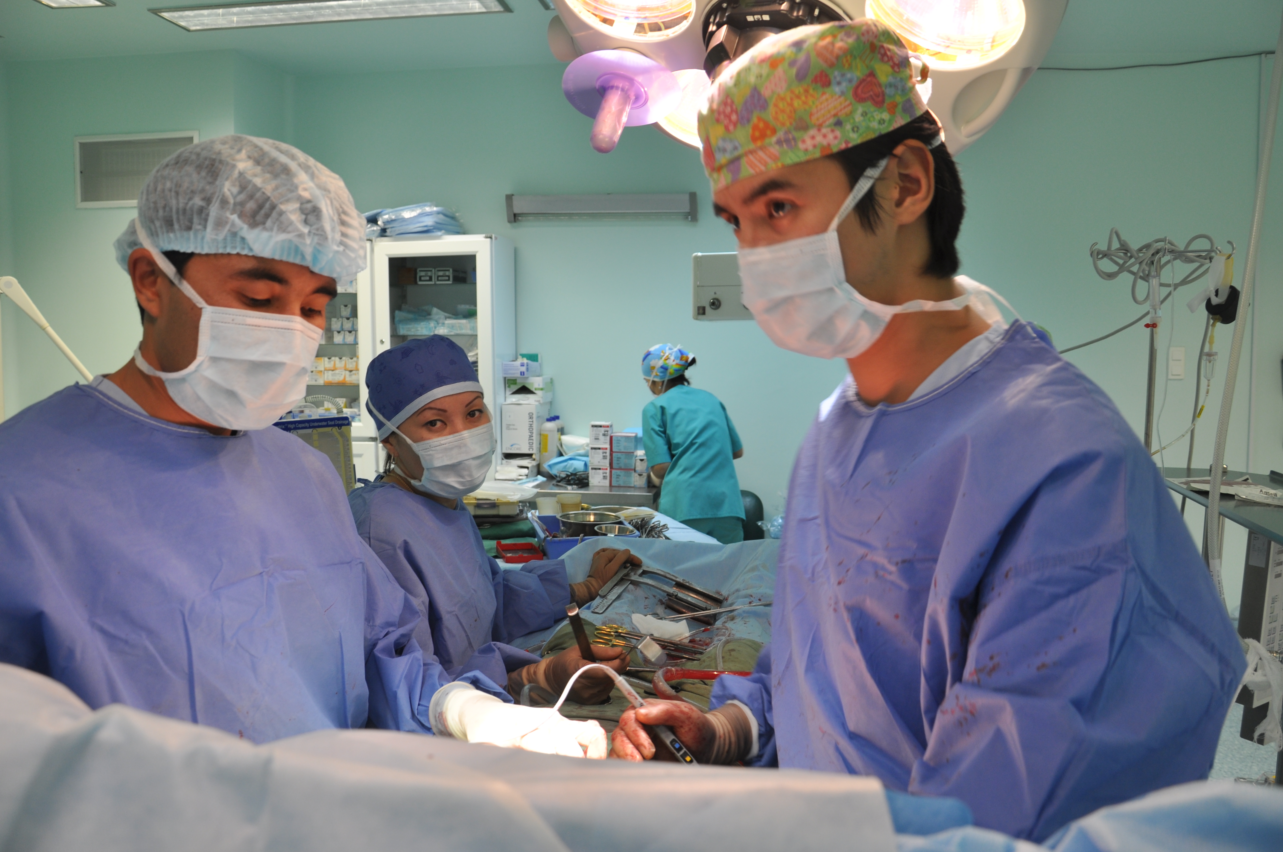 مۇنايلى وڭىردە دارىگەر تاپشى