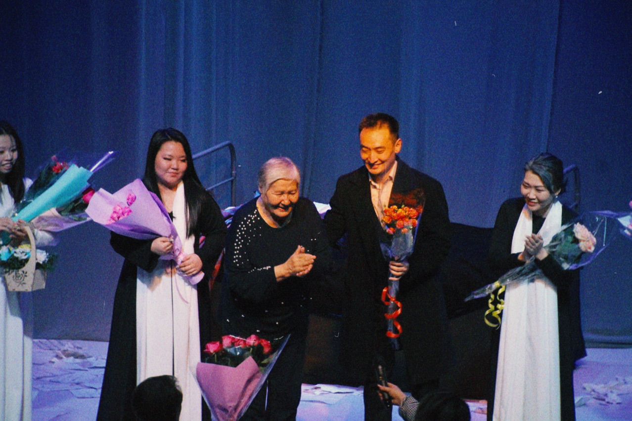 ماعجان مەن زىليحا ماحابباتى – كورەي ساحناسىندا