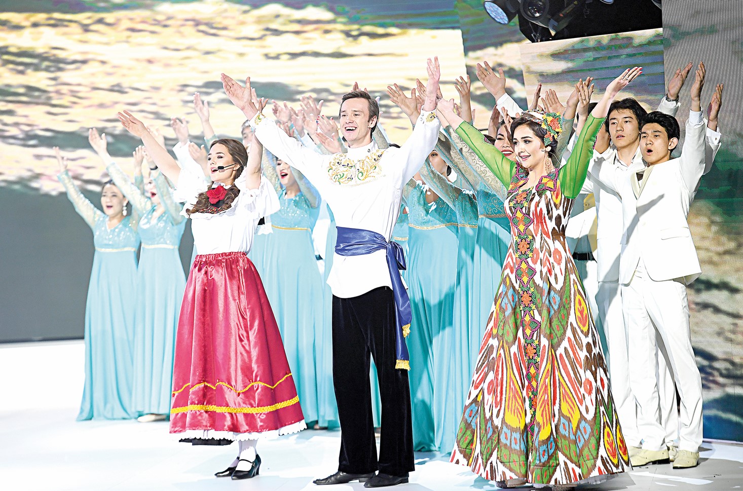 توعىسقان تاعدىرلاردى تۇتاستىراتىن ءتىل