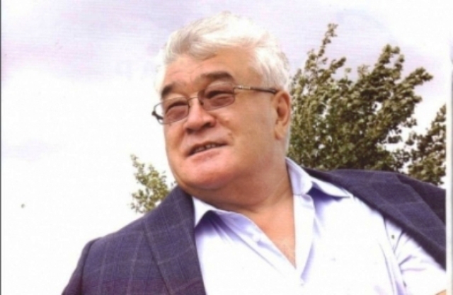 «ءبىر ۆاگون جىگىتكە تۇراتىن ازامات»