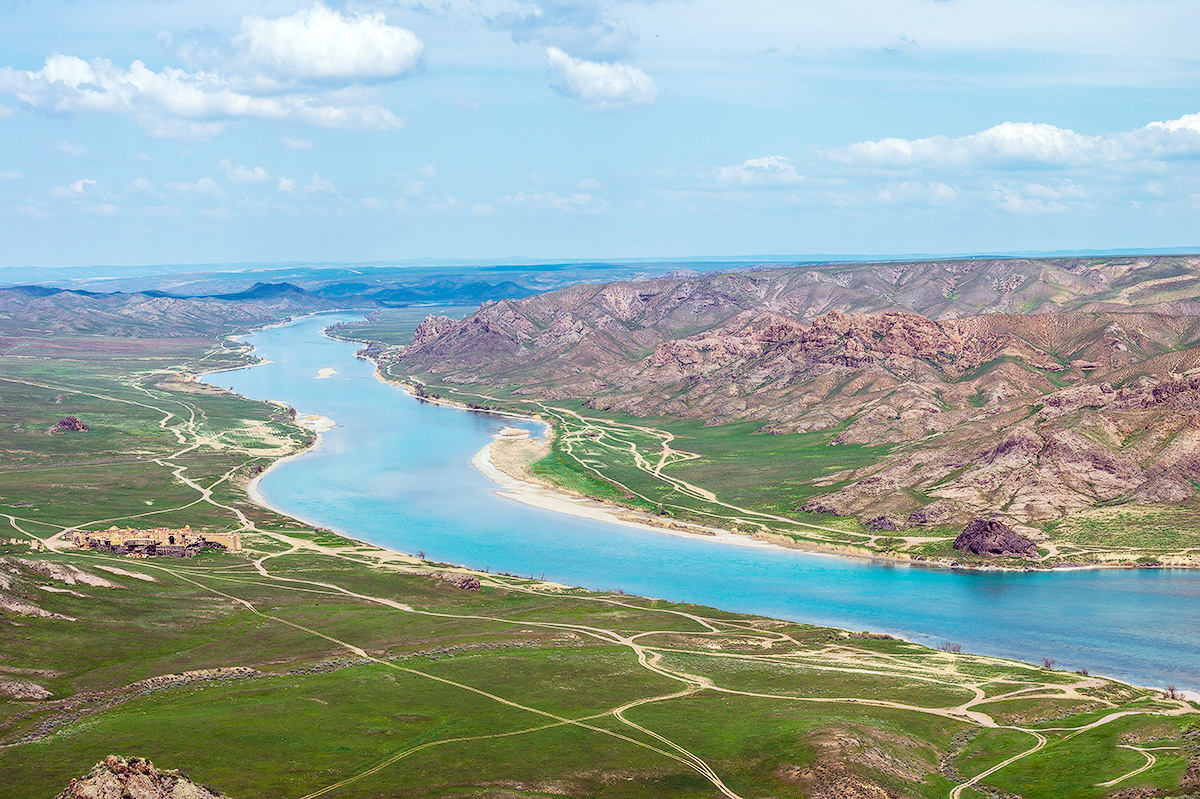 ەرتىستەن بولىنەتىن سۋ اعىسىنىڭ باياۋلىعى الاڭداتادى