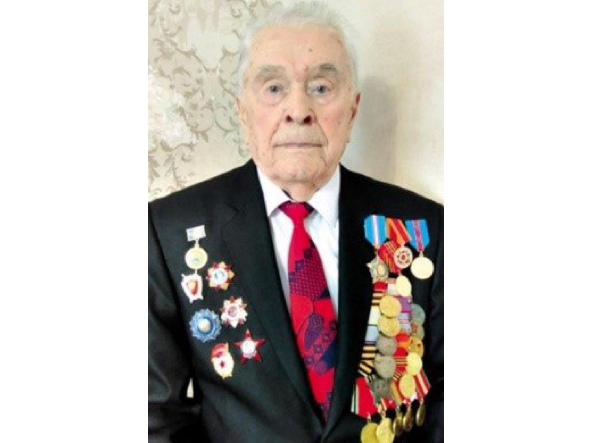 يۆان ستەپانوۆيچ گاپيچكە «حالىق قاھارمانى» اتاعى بەرىلدى