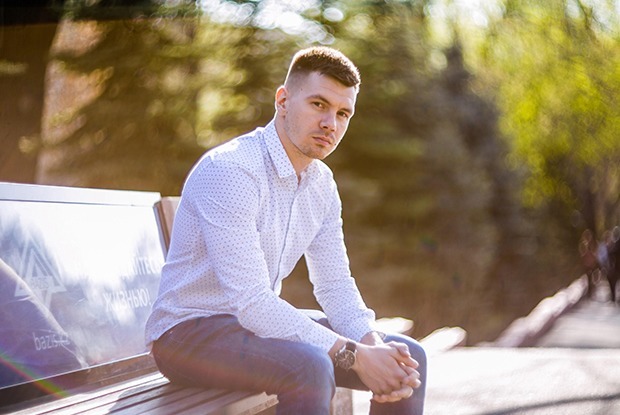 90-جىلداردا قازاق ءتىلىنىڭ وقىتىلۋى تىلگە جاسالعان ەڭ ۇلكەن قاستاندىق بولدى - گلەب پونومارەۆ