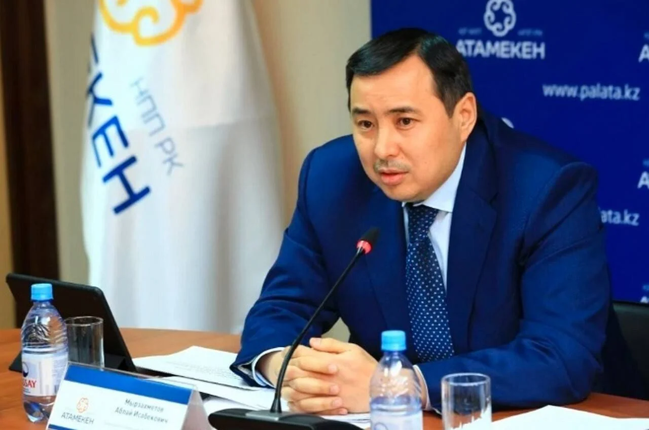 ابىلاي مىرزاحمەتوۆكە قاتىستى جاڭا شەشىم شىقتى