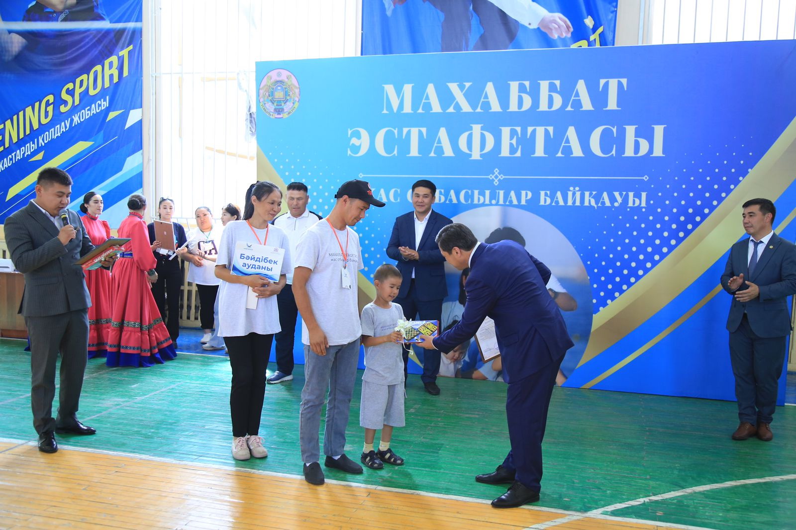 قۇندىلىقتار دارىپتەلدى