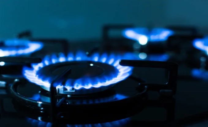 100 وتباسىنا – تەگىن گاز