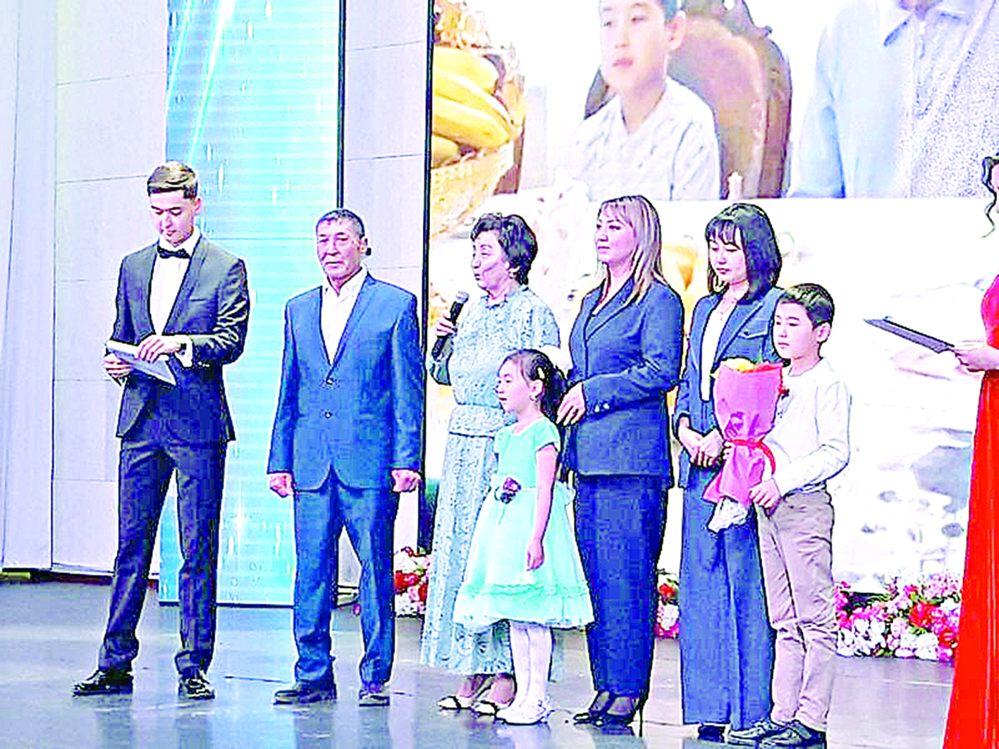 ۇرپاقتار ساباقتاستىعىن القالاعان ءىس-شارا