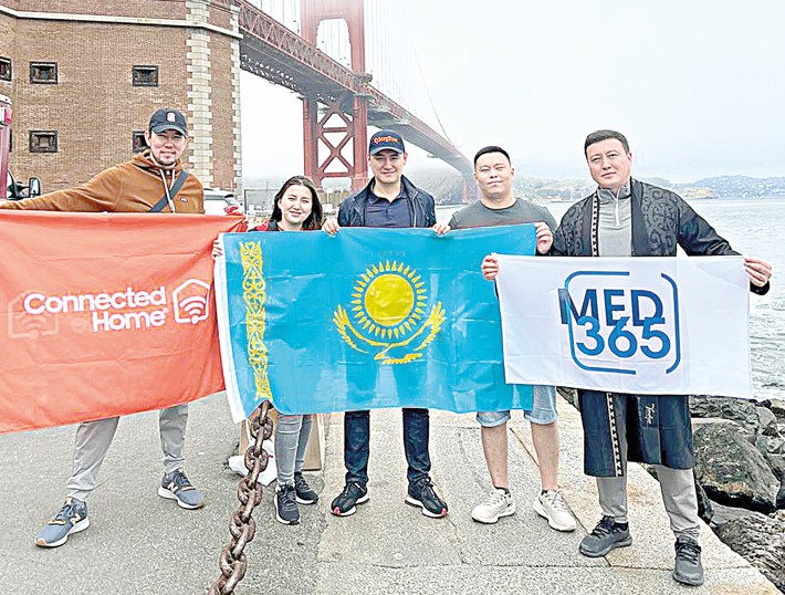 كرەمني القابىندا  وقىپ ءجۇر