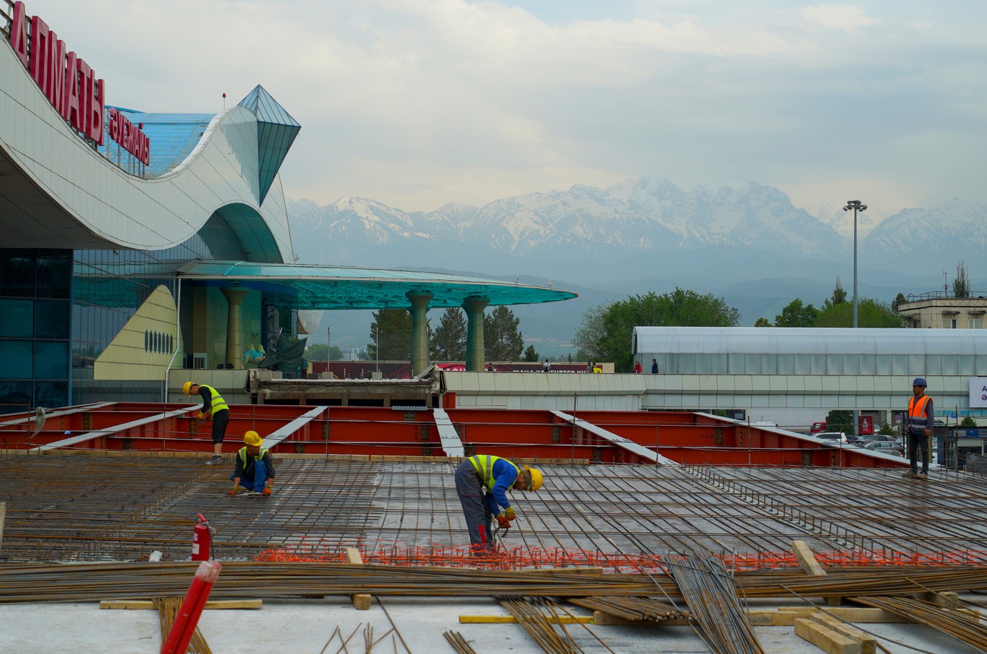 الماتى اۋەجايىندا جولاۋشىلار ەكى ەسە ارتادى