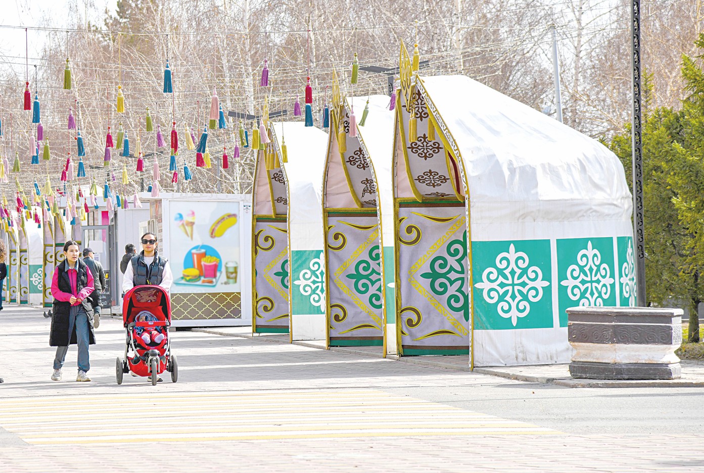 حالىق قالاۋى –  ادىلدىك