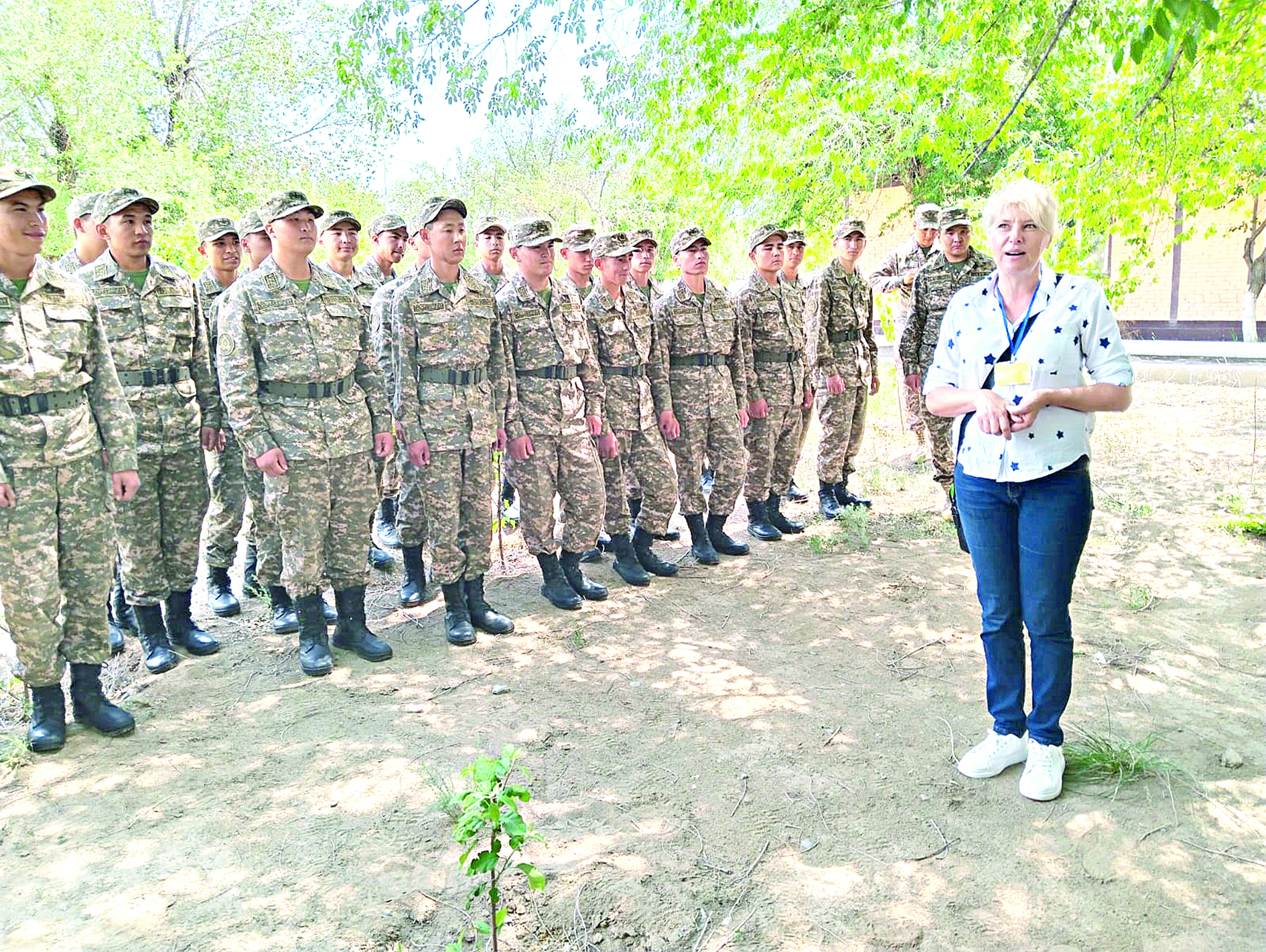 اسكەريلەر دە انالار كەڭەسىنە ءزارۋ