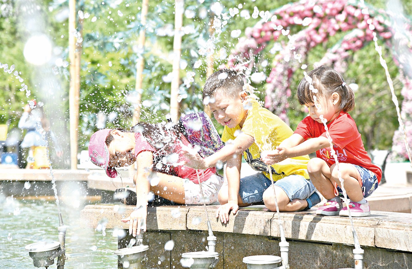 كوممۋنالدىق لاگەر اشىلسا...