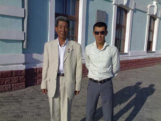 قازاقتان شىققان تۇڭعىش عارىش كونسترۋكتورى