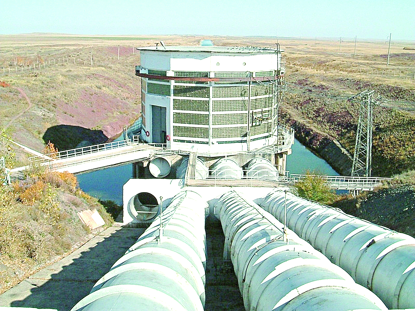 ساتباەۆ سۋ ارناسىنىڭ  جاعدايى مۇشكىل