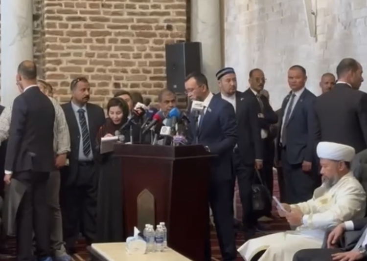 كايردە «سۇلتان از-زاھير بەيبارىس» مەشىتى اشىلدى