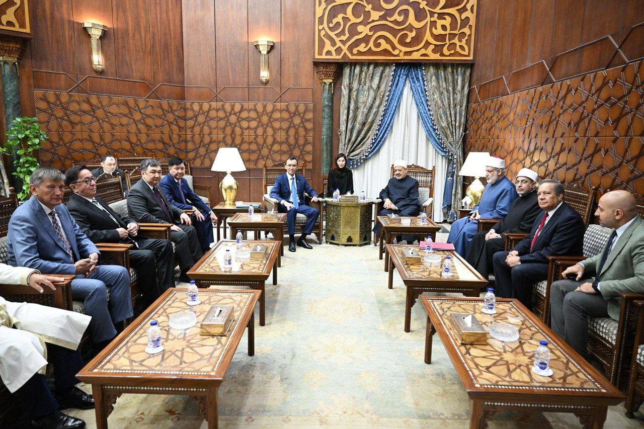 قازاقستان دەلەگاتسياسى سۇلتان بەيبارىس مەشىتىنىڭ اشىلۋىنا قاتىستى