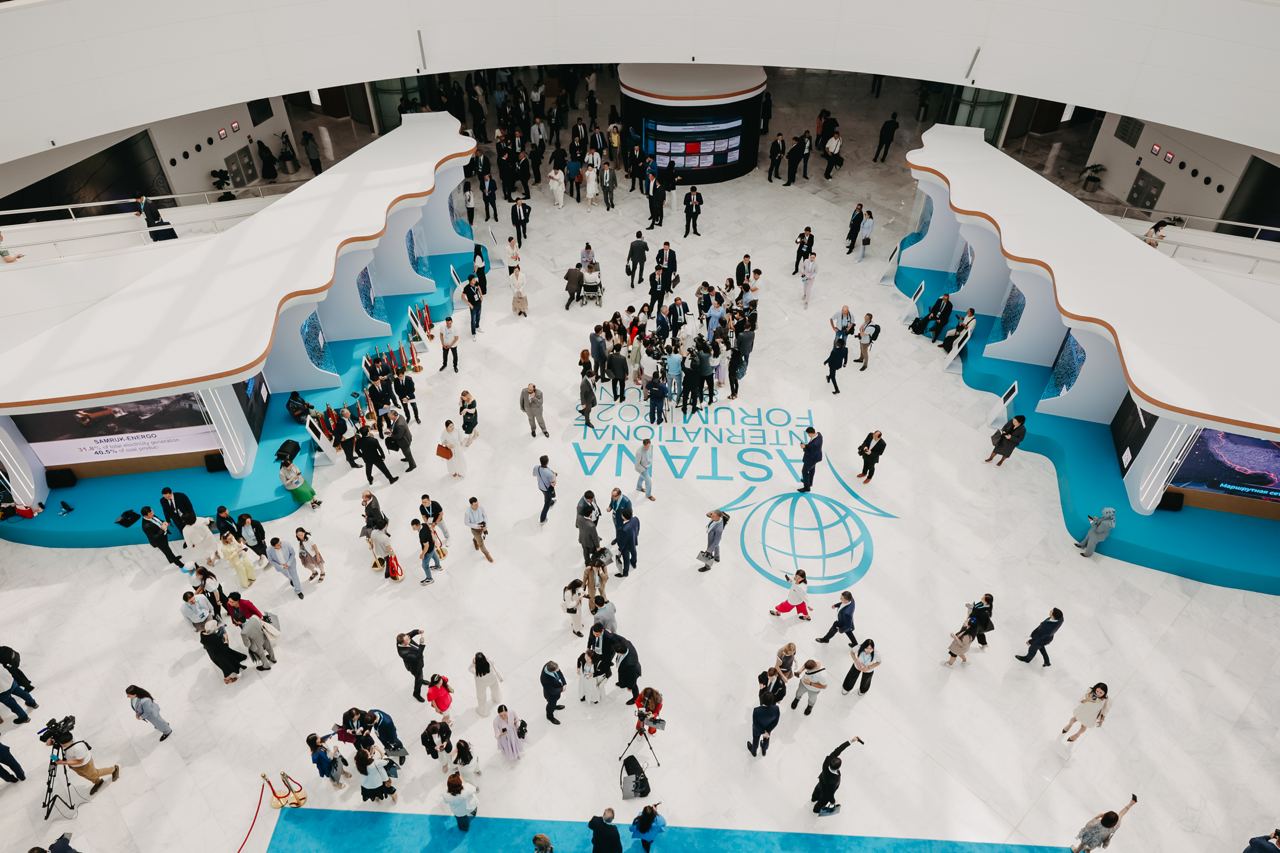 استانا حالىقارالىق فورۋمىنىڭ ەكىنشى كۇنى باستالدى