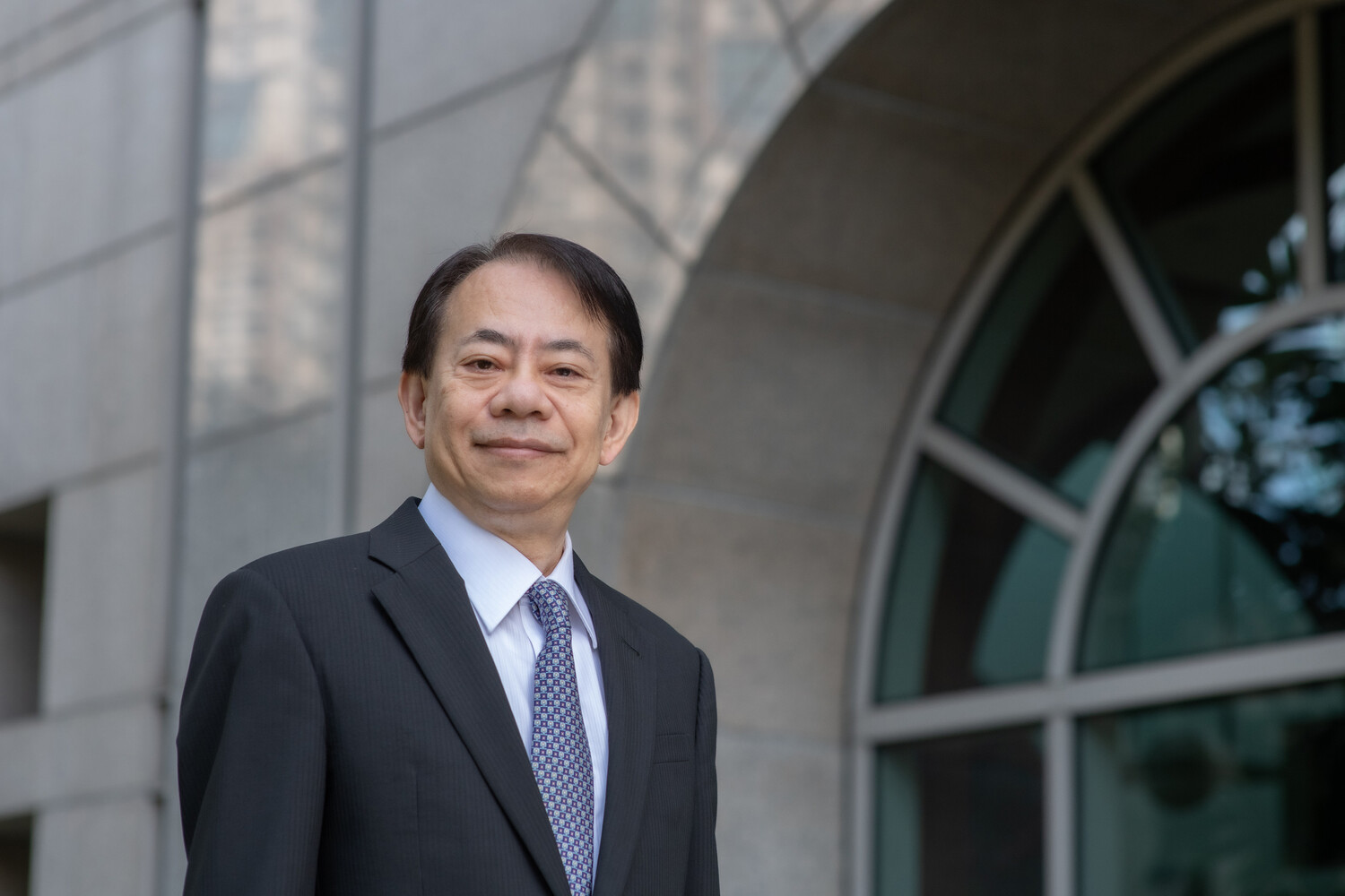 ەلەۋلى پروگرەسكە قول جەتكىزدى