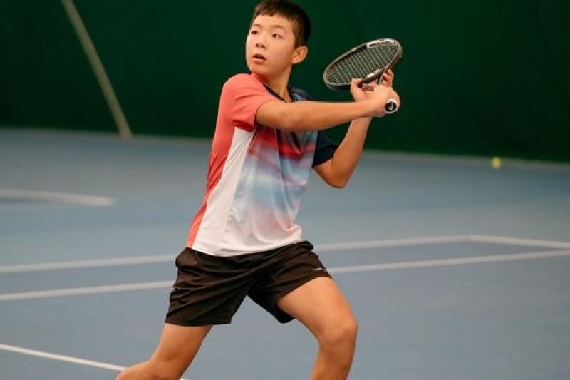 جاس تەننيسشىنىڭ جەتىستىگى