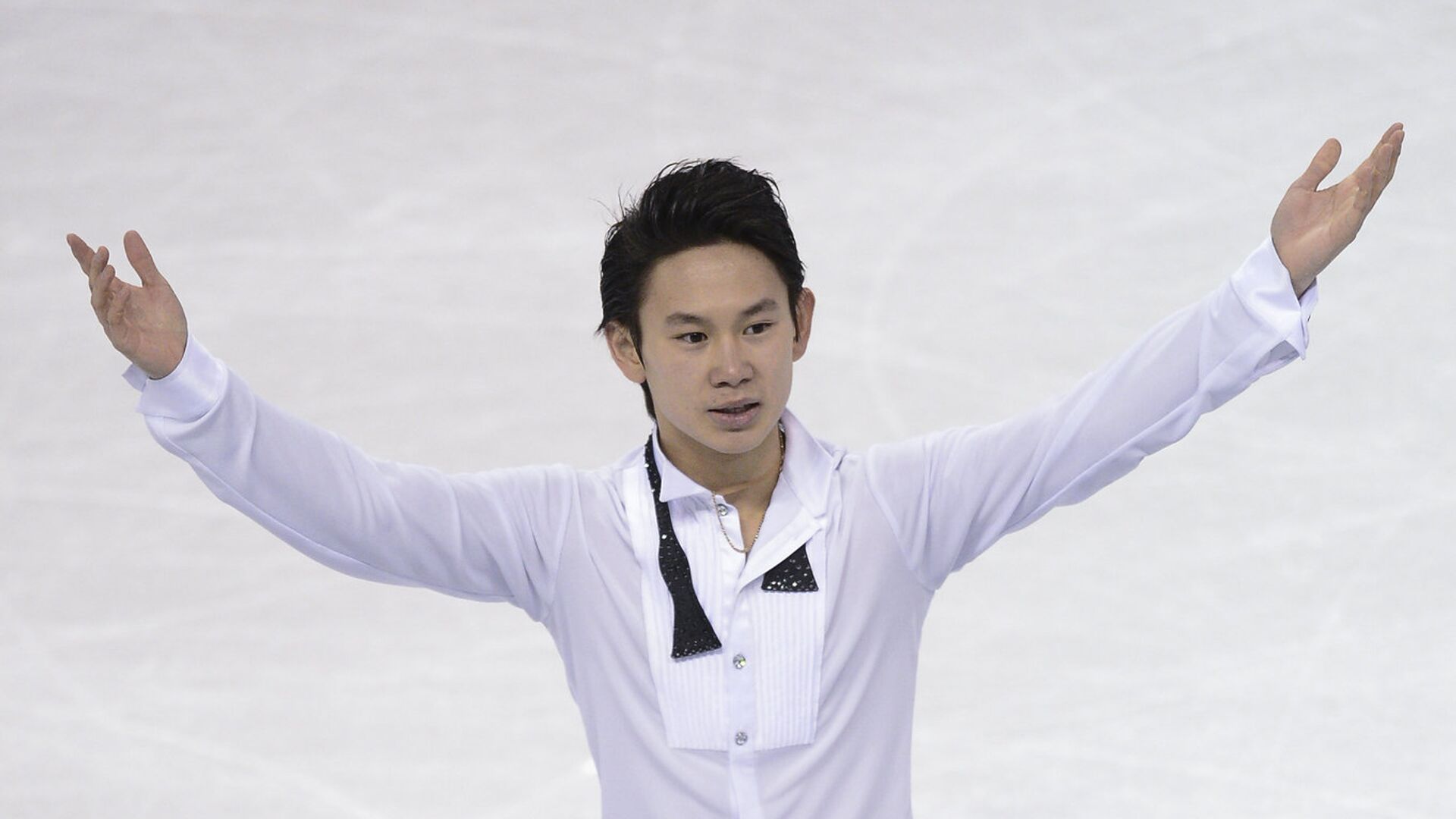 بۇگىن – دەنيس تەننىڭ تۋعان كۇنى