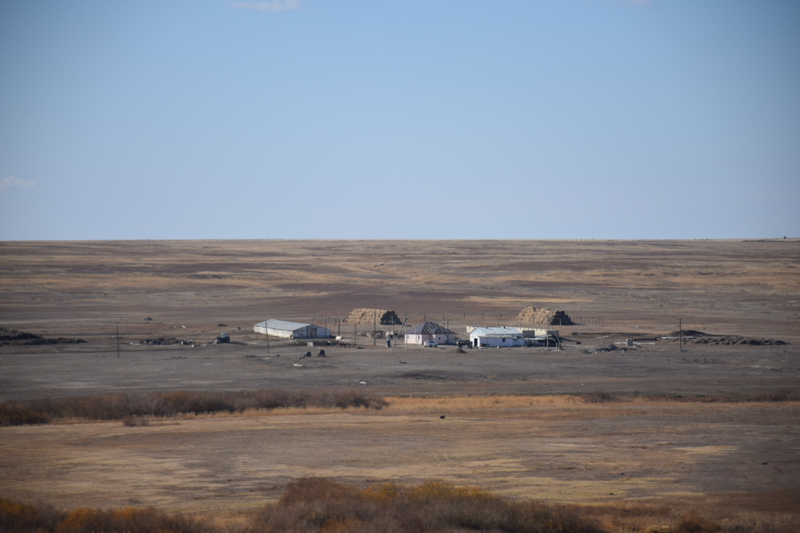 اياداي مەكتەپتىڭ قۇرىلىسى  التى جىلدا بىتپەدى