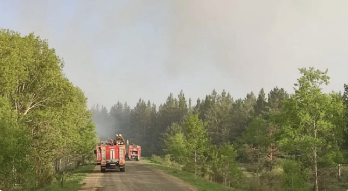 بۇلاق اۋىلىنىڭ ەۆاكۋاتسيالانعان تۇرعىندارى ۇيلەرىنە قايتارىلدى