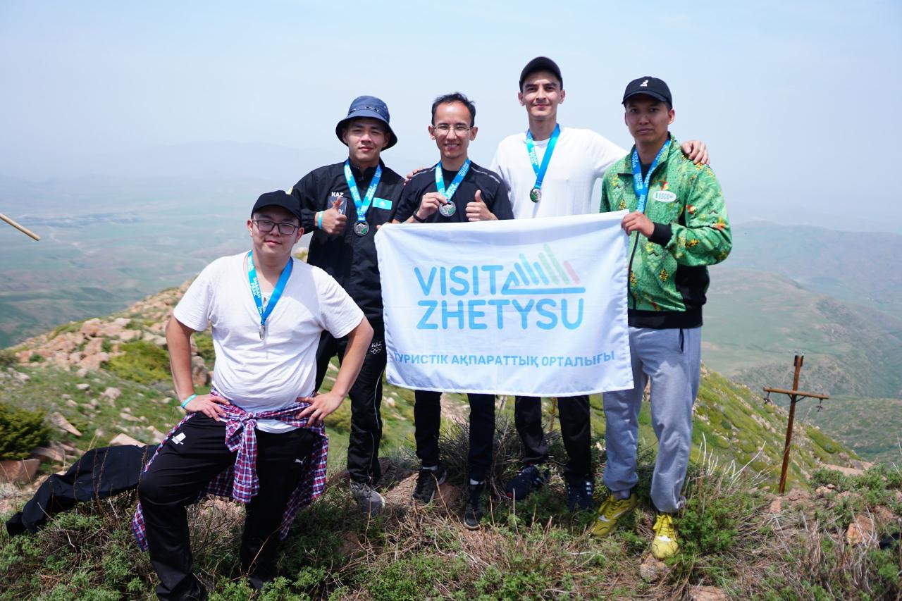 شاعان شىڭىن باعىندىردى