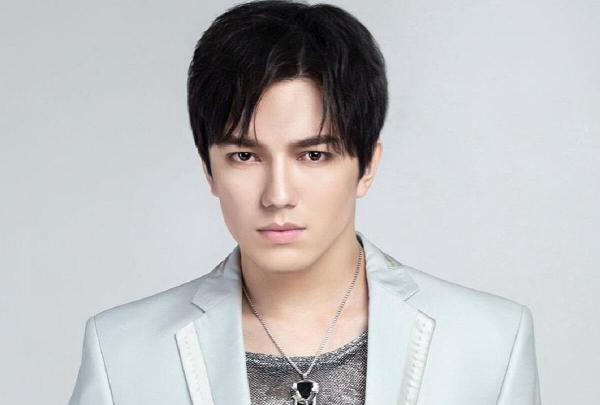 پولشادا «ديماش» راديوستانتسياسى جۇمىس ىستەيدى