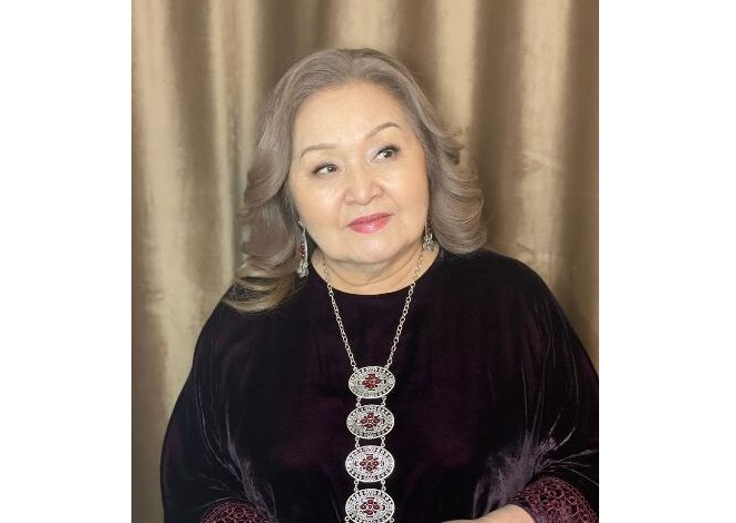 ليديا كادەنوۆا: تاعدىرىم تەاترعا تاڭىلعان