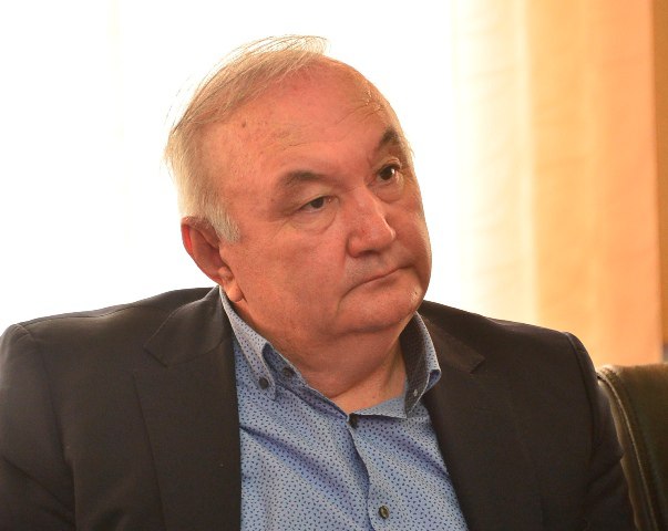 «اكەم ءتىرىلىپ كەلگەندەي قۋاندىم». ەسەنعالي راۋشانوۆتىڭ ەستەلىگىنەن