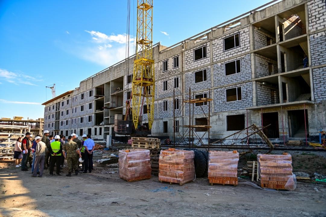 قۇرىلىس جۇمىسىنداعى سالعىرتتىق