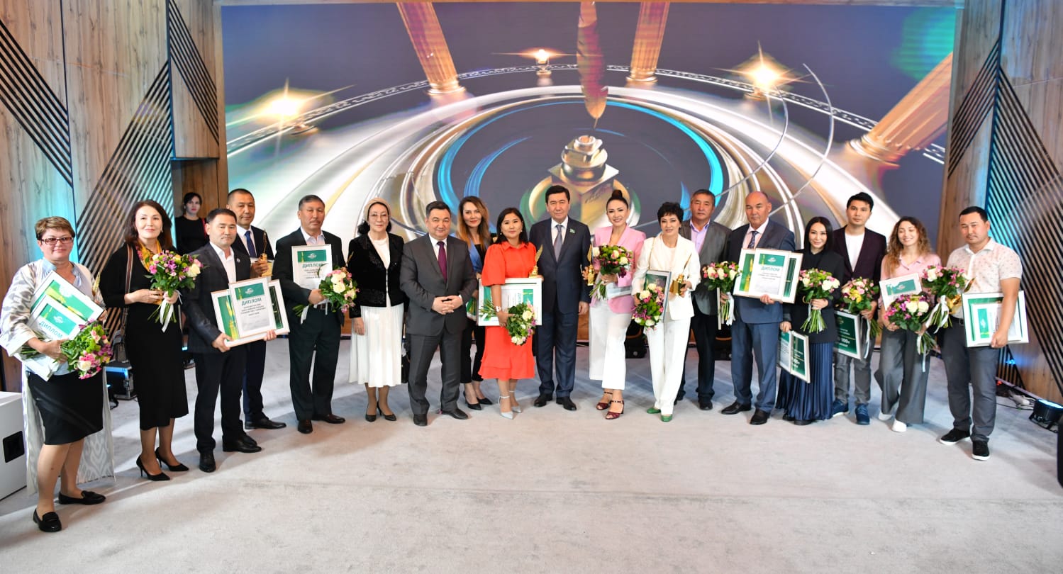 «ەگەمەننىڭ» ءتىلشىسى – «ءسوز زەرگەرى»