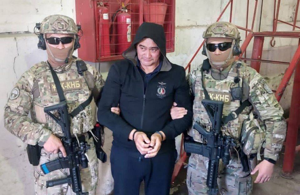 كۇدەباەۆتىڭ ءىسى: قىرعىزستاننىڭ بەس ازاماتىنا ايىپپۇل سالىندى