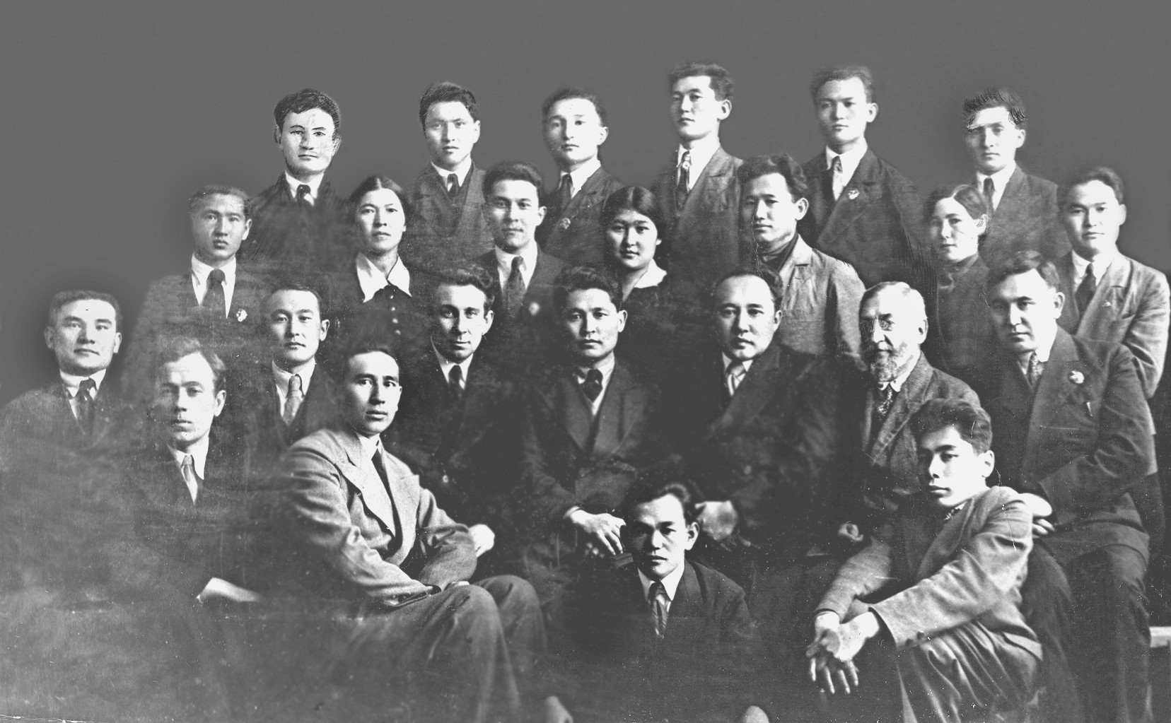 85 جىل بۇرىنعى سۋرەت