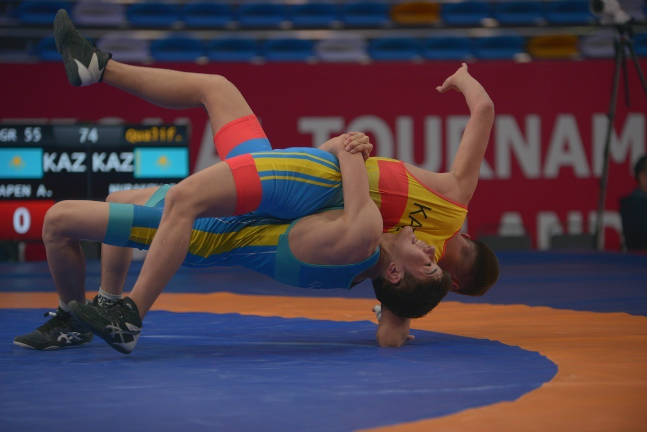 جاستار جاراپ تۇر