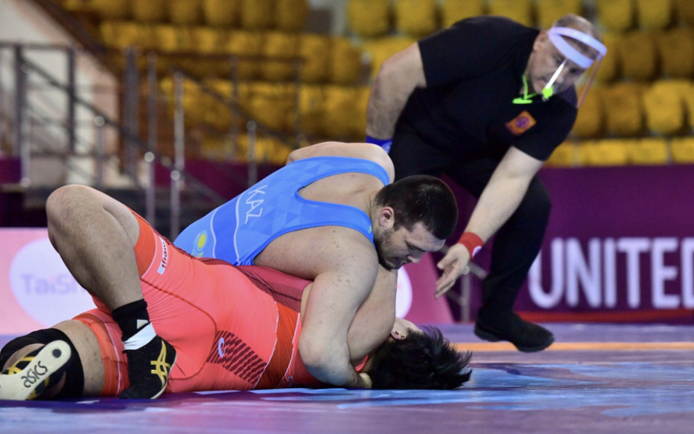 قازاقستان بالۋاندارى گرەك-ريم كۇرەسىنەن 3 كۇمىس, 1 قولا مەدال الدى