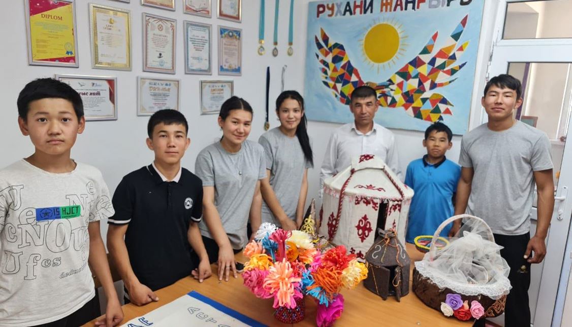 كەلەستىڭ كوڭىلدى كۇندەرى