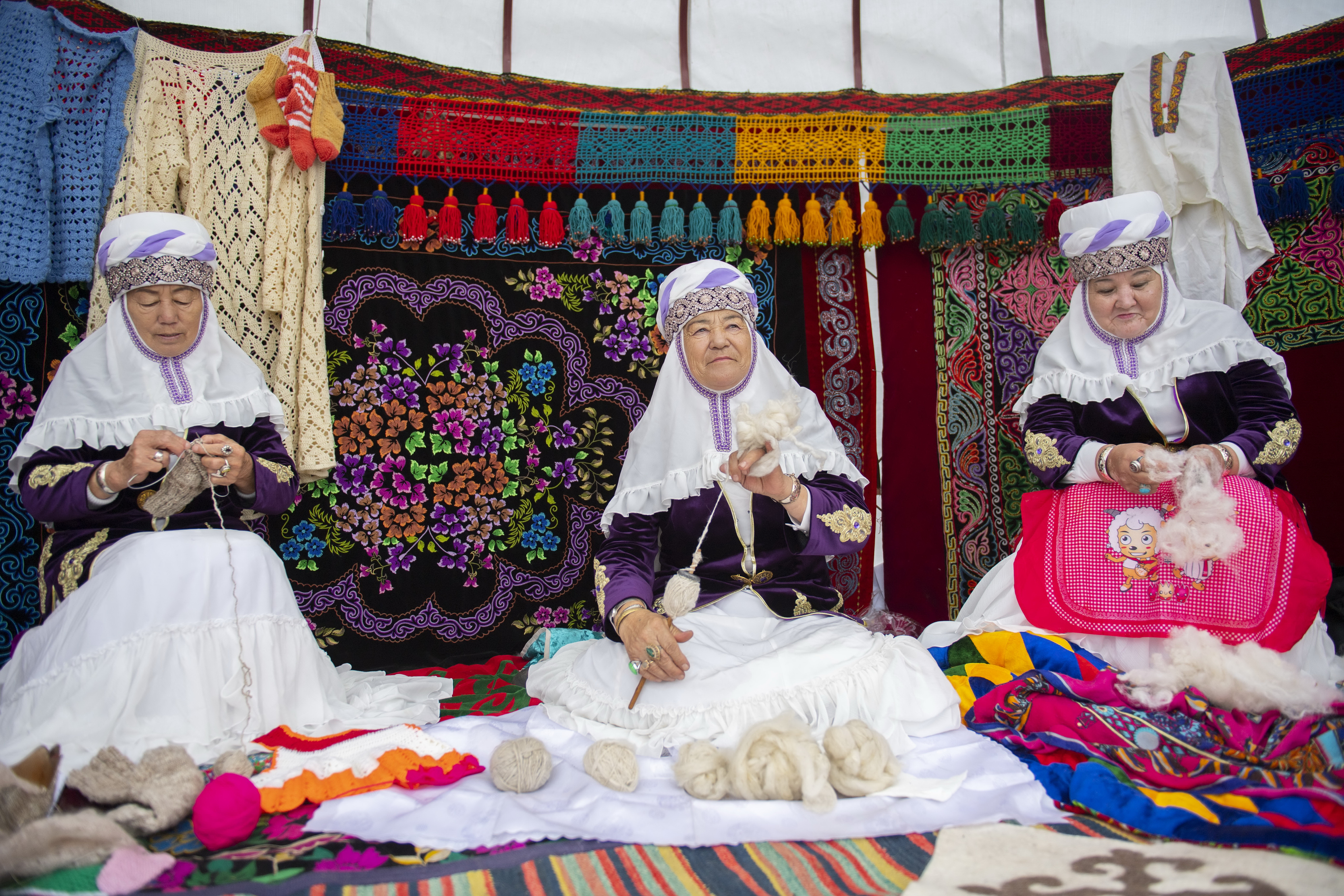 سالت-ءداستۇر سالتاناتى