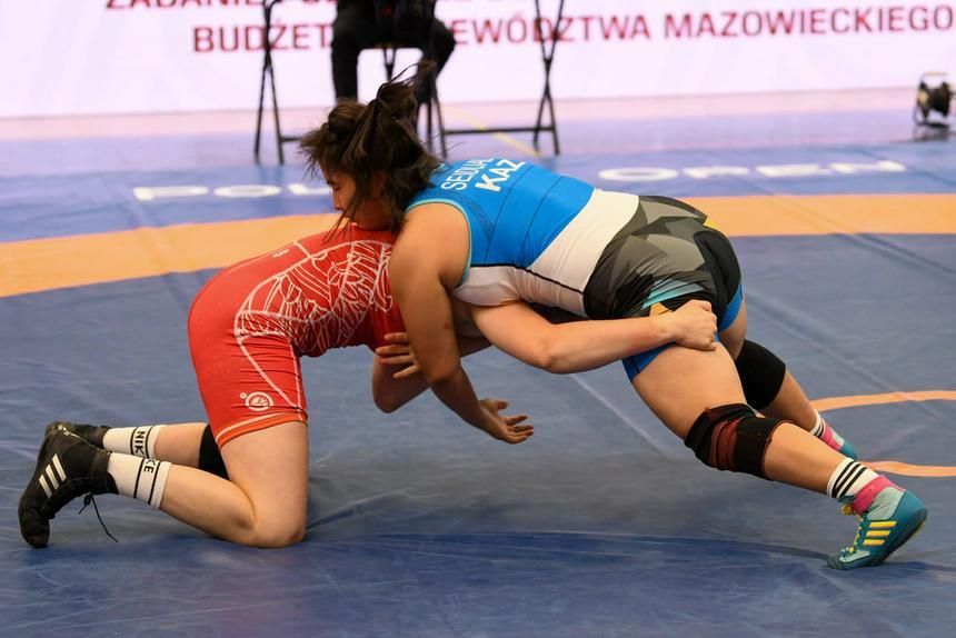 ۆارشاۆادان – بەس جۇلدە