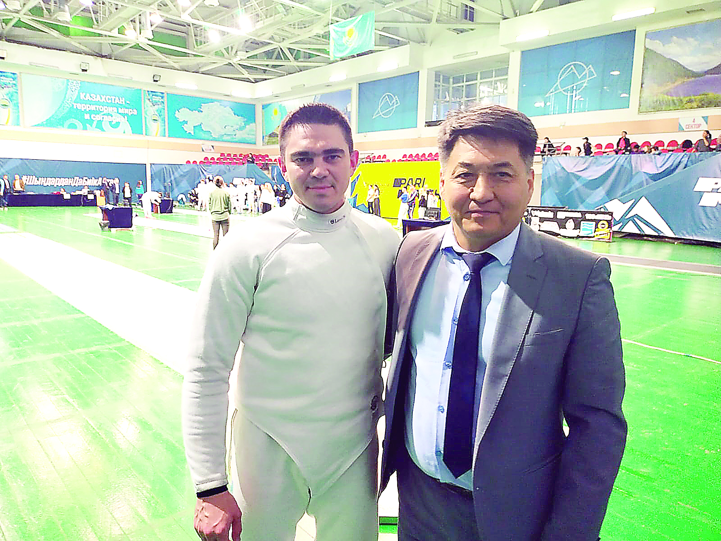 شىعىستان 18 ۇمىتكەر بار