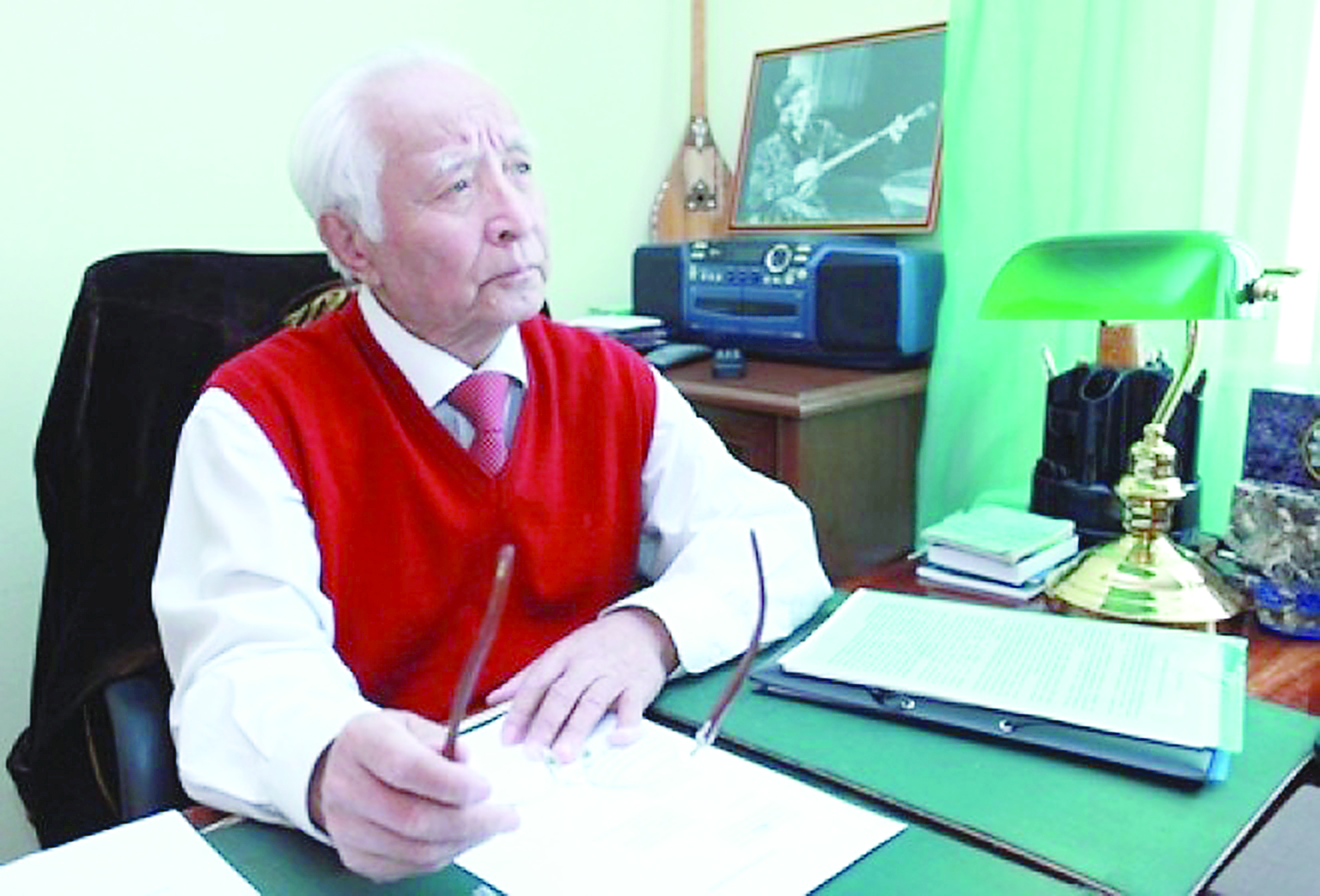 قازاقتىڭ جەزكيىگى اتانعان كاكىمبەك سالىقوۆقا ءبىر كوشە  نەگە  بۇيىرماي تۇر؟