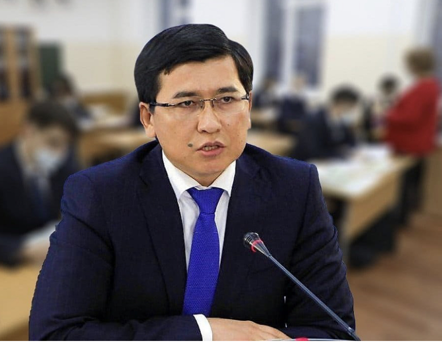 ايماعامبەتوۆ گرانتقا ىلىكپەگەن تالاپكەرلەرگە اقىسىز وقۋدىڭ بىرنەشە جولىن ايتتى