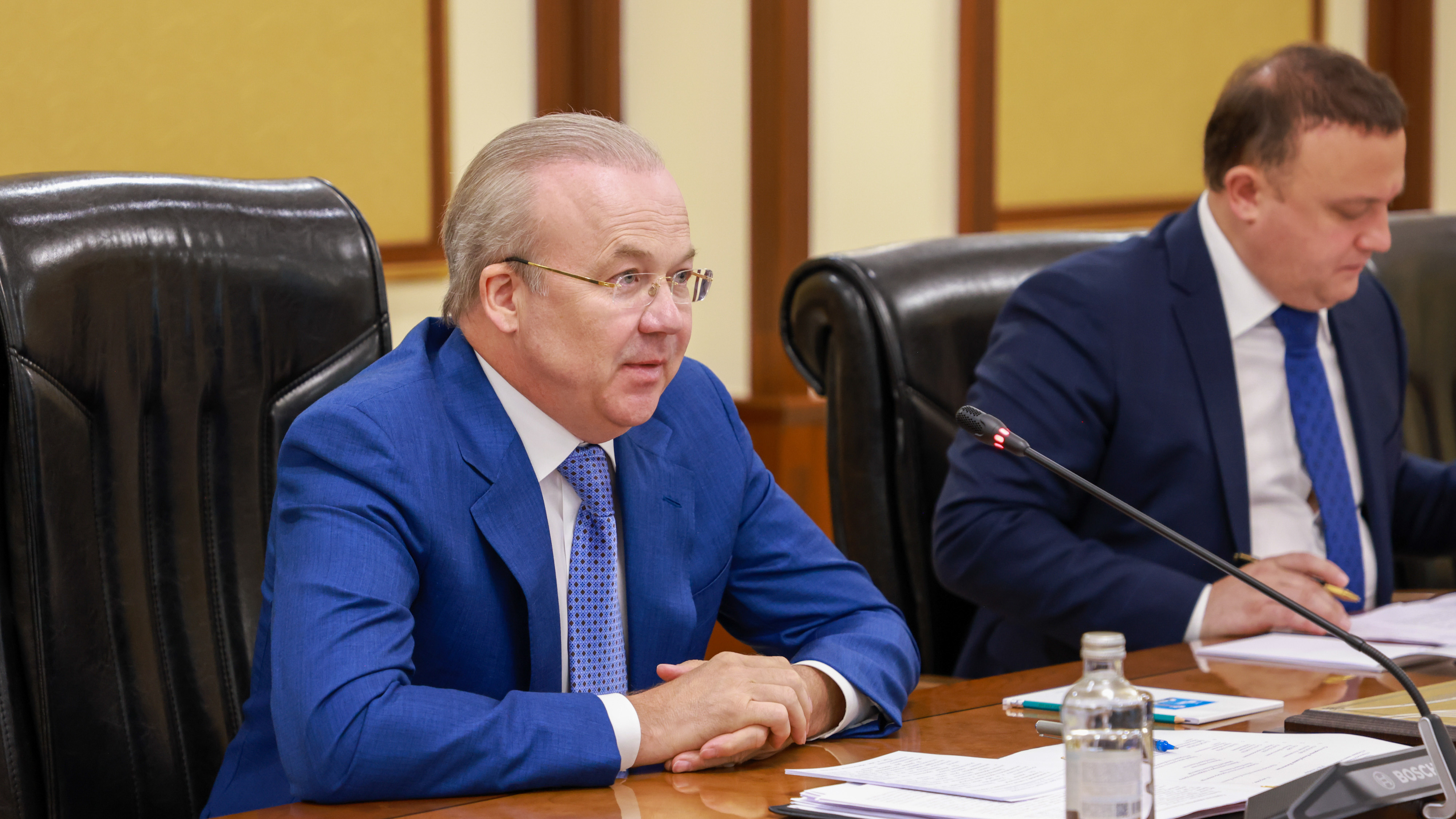 ۇكىمەەتتىڭ رەسمي سايتى