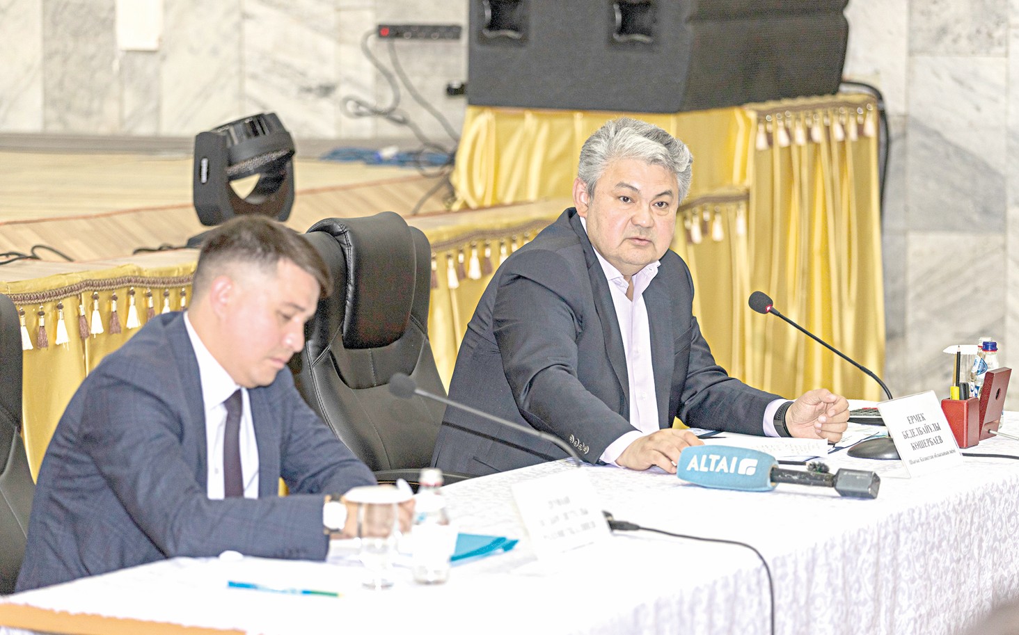 قاڭىراعان عيمارات, قامكوڭىل حالىق